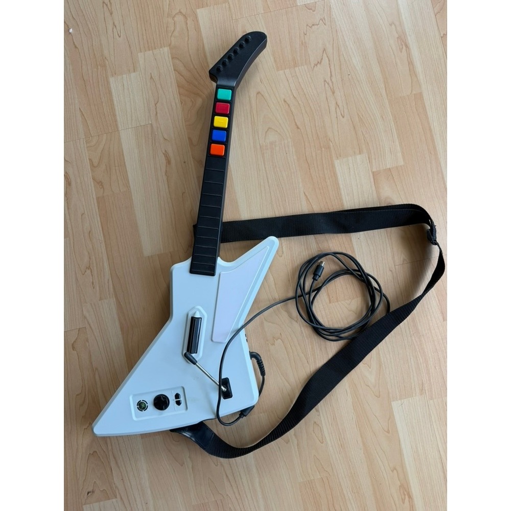 RedOctane Xbox 360 Guitar Hero X-Plorer Wired Controller White Gibson Explorer